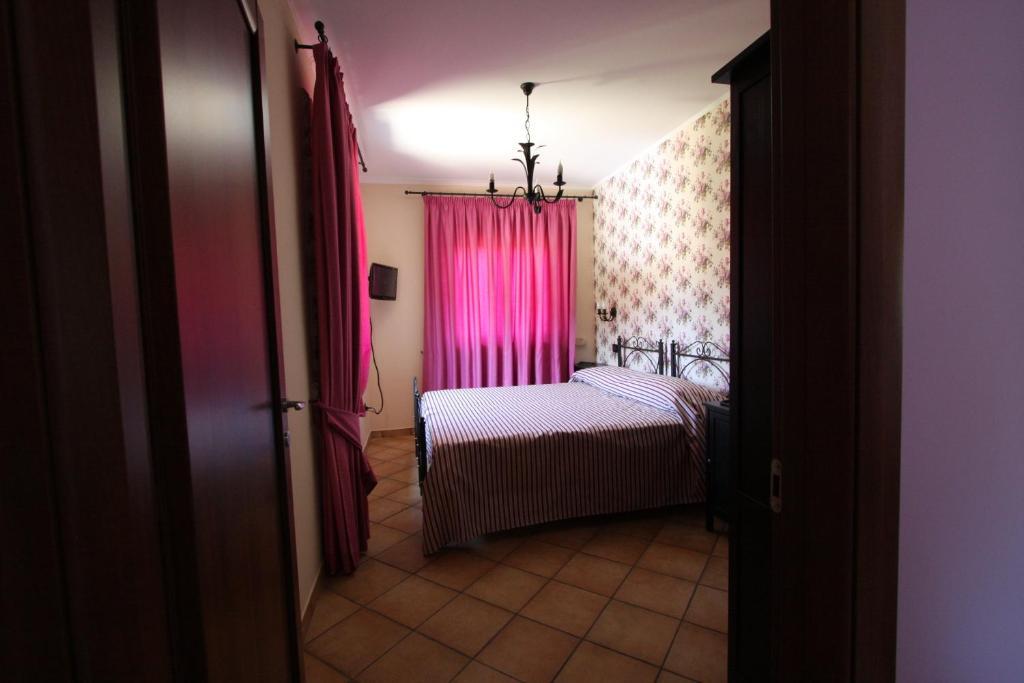 Gaiachiara Resort Caserta Cameră foto